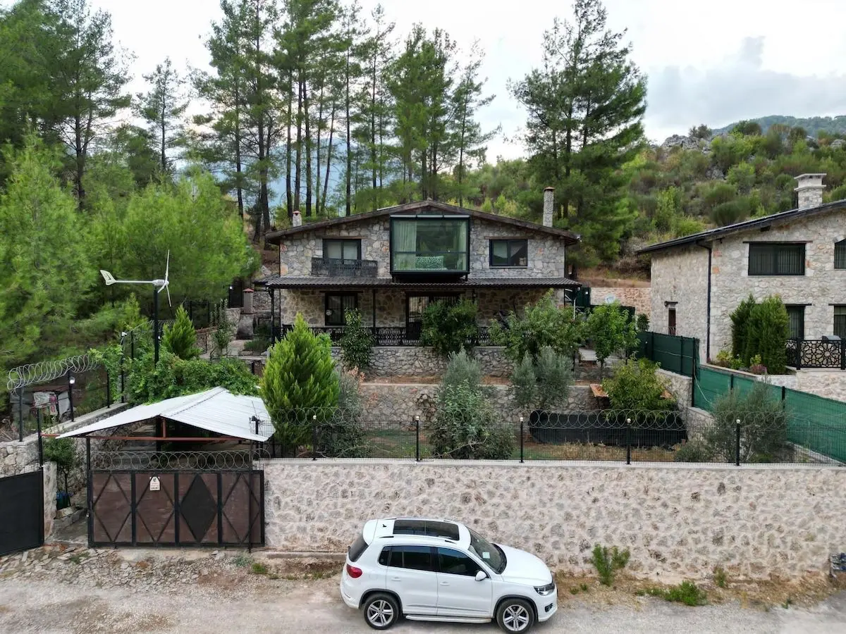 Property in Kizilbel